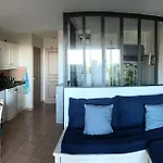 Daire T2 Vue Avec Et Piscine Front De