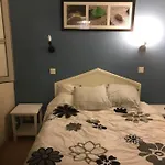 T2 Vue Avec Et Piscine Front De Daire *