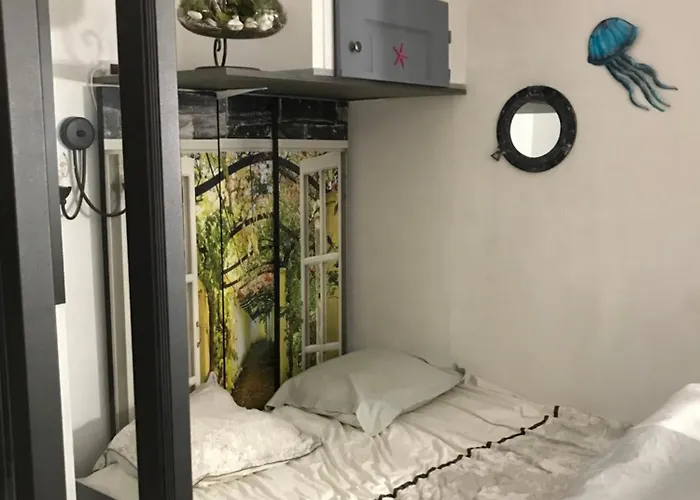 T2 Vue Avec Et Piscine Front De *
